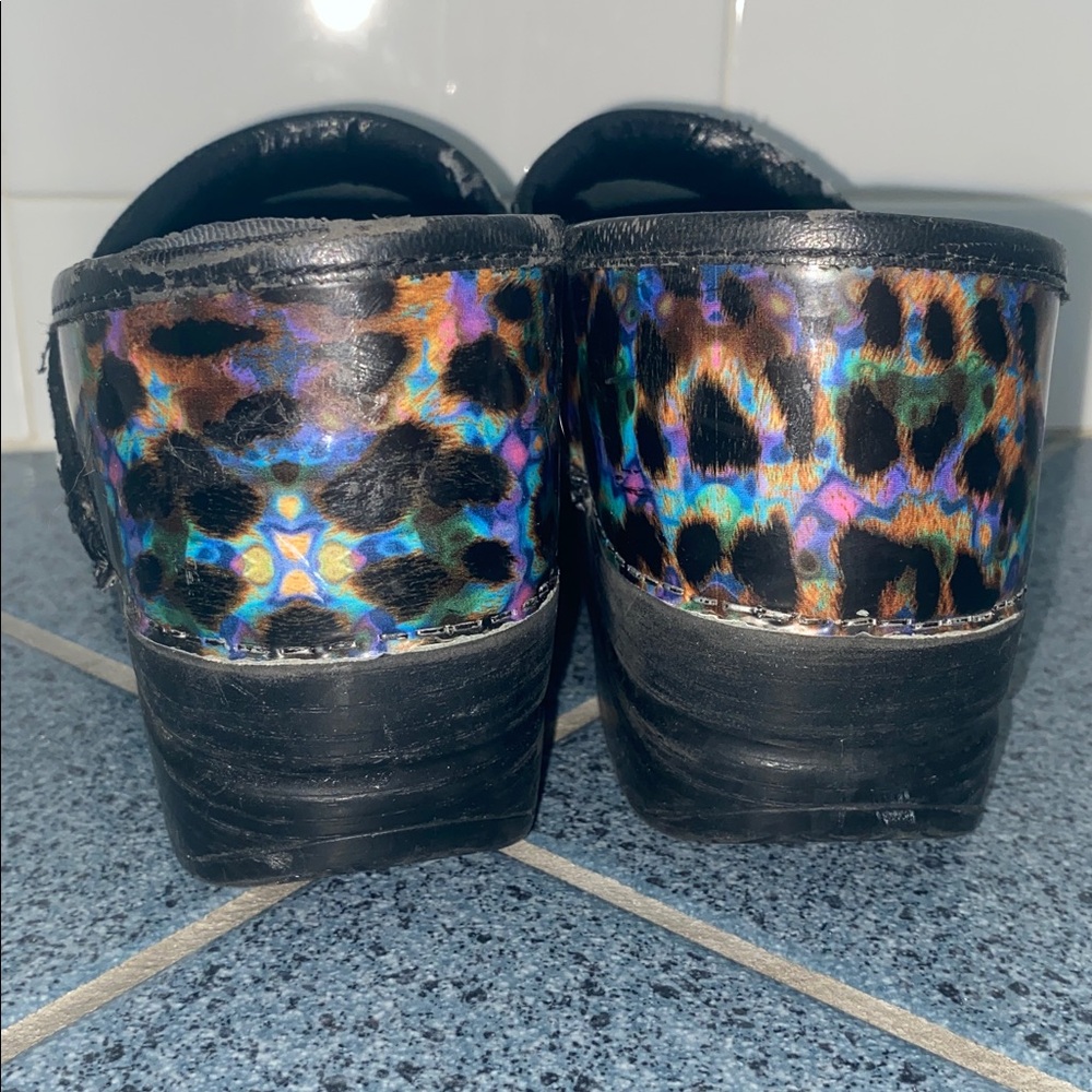 Dansko Metallic Clogs Size 38 - Picture 3 of 14